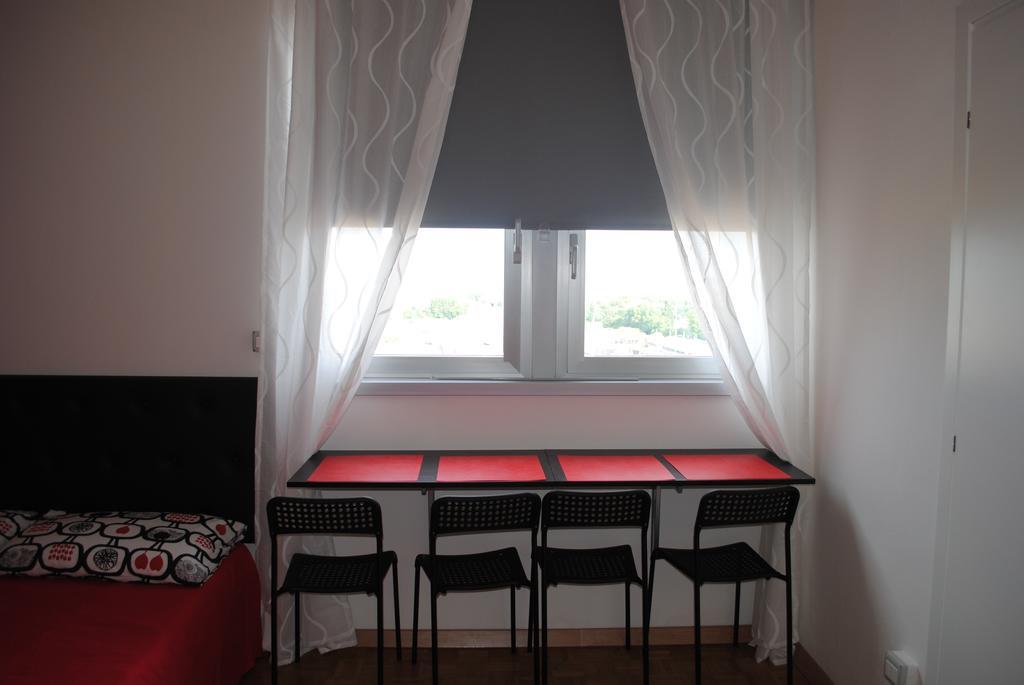 Federico Fellini Apartment Rimini Zimmer foto